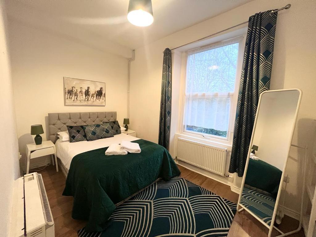 Yeovil Apartments Extérieur photo